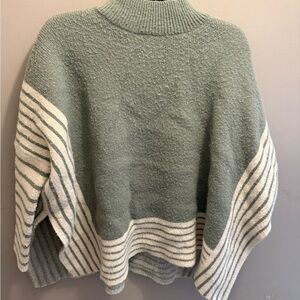 Entro Green and White Sweater